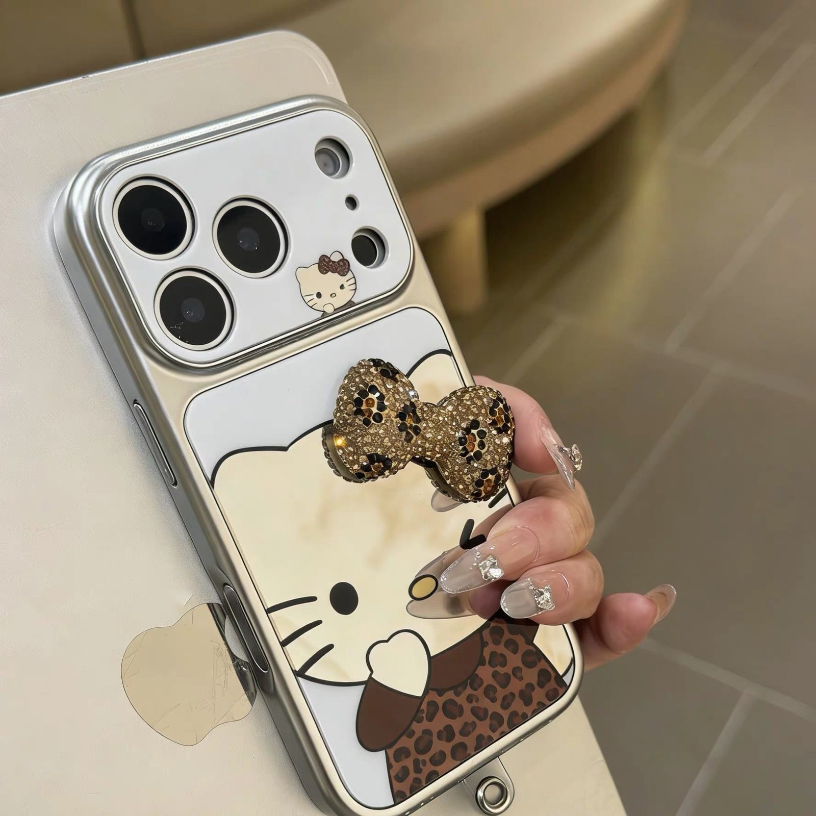 Leopard print 3D bow Kitty mirror phone case – product image 5