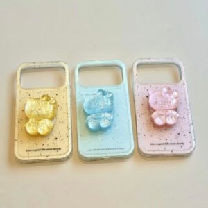 Minimalist, sophisticated magnetic phone case featuring an English-style cat design and ink-splatter art.